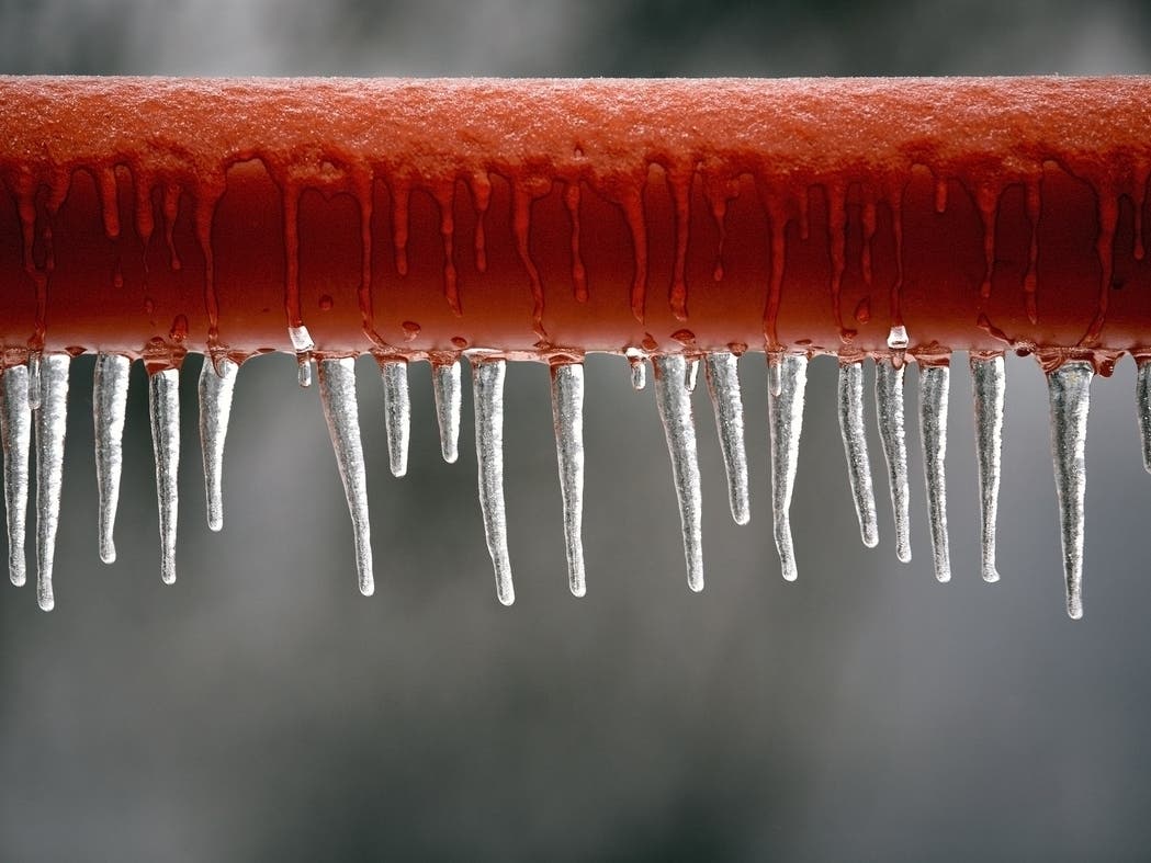 With overnight lows dropping to 10 degrees Friday night in Northern Virginia, know how to keep your pipes from freezing.