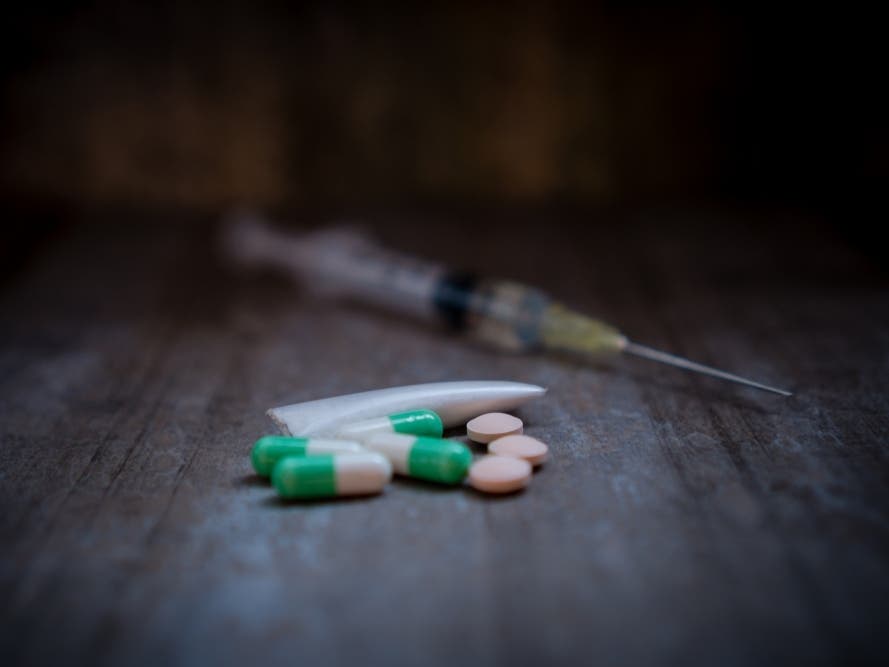 In a health alert issued by the county's largest school district, authorities warned parents that children have been purchasing drugs online. In multiple cases, the teens unknowingly bought fentanyl-laced drugs​.