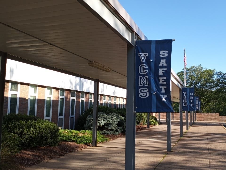 Vernon Center Middle School Posts 4th Quarter Honor Roll For 2023-24