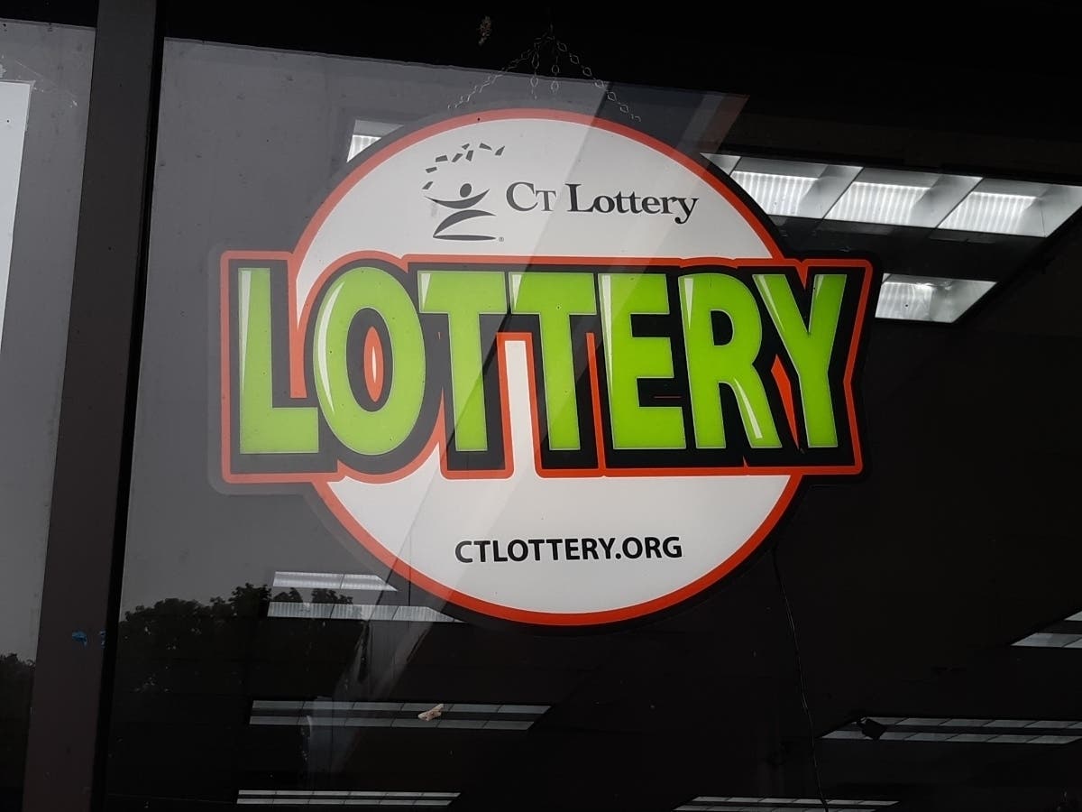 Lottery Player From Windsor Locks Claims 6-Figure Payout