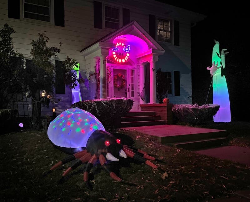 🌱 Amherst A.M. Digest: Symphony NH + Trick-Or-Treat