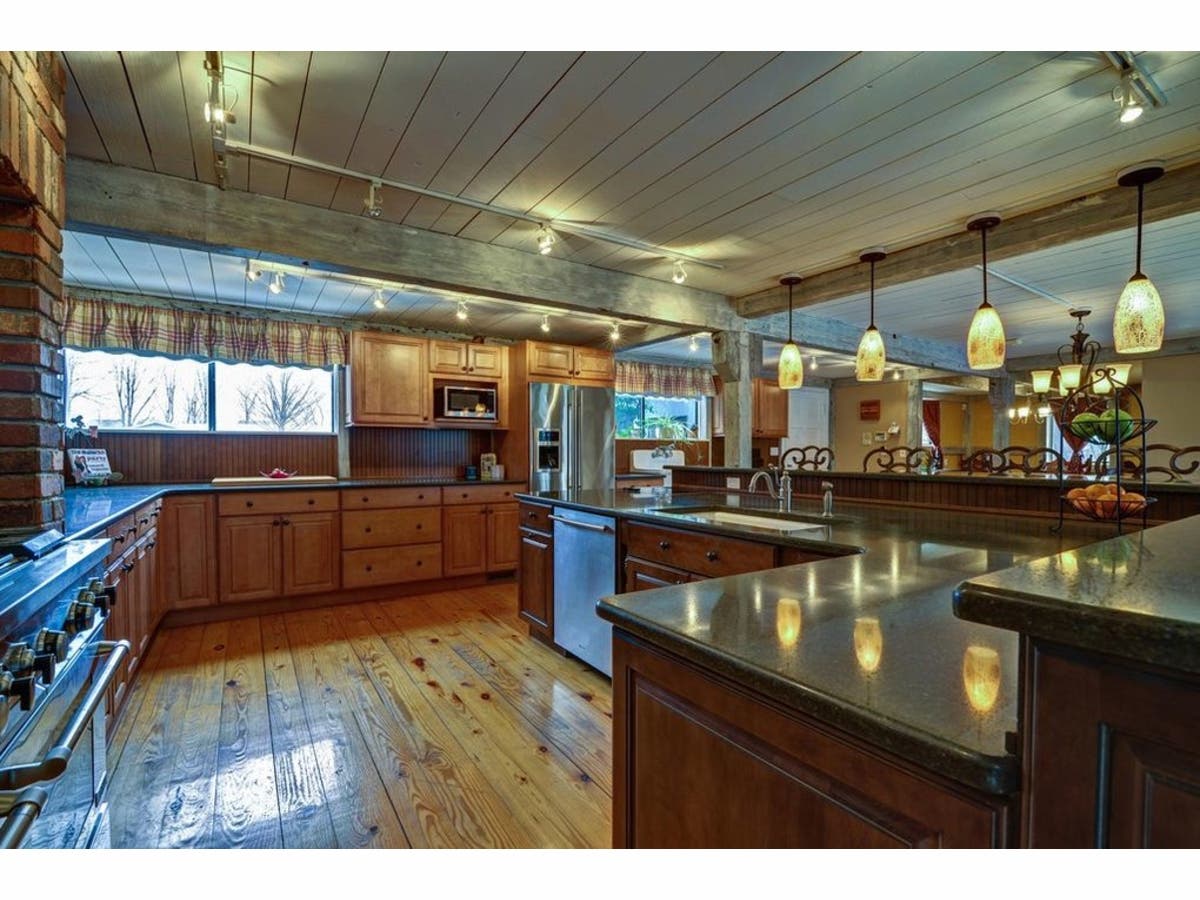 See The Kitchen That Was On HGTV And 6 Other Amazing N.J. Properties