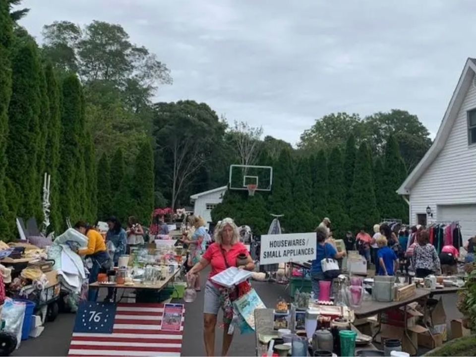 Kait's Angels Community Yard Sale Helps 2 Neighbors In Need