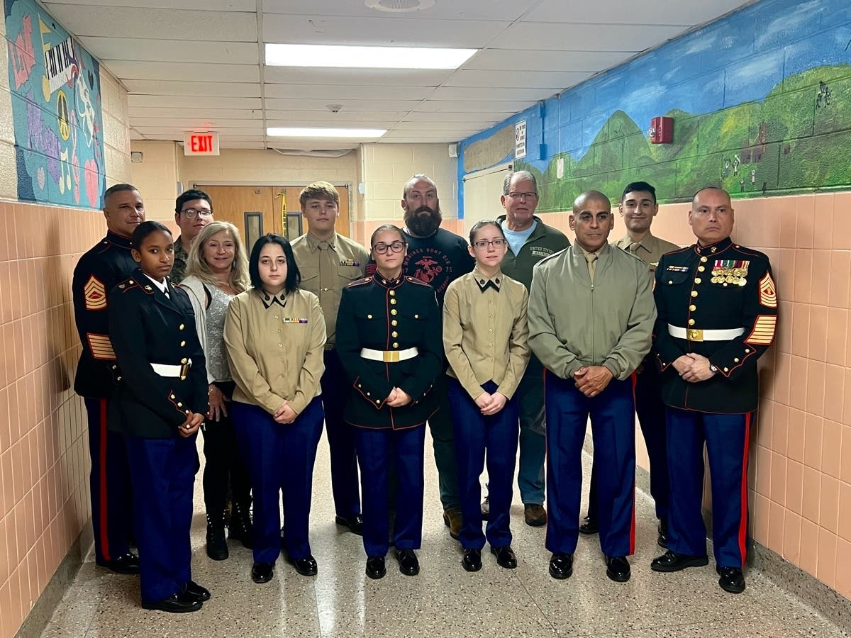 Lindenhurst ROTC Program Hosts Veteran Forum