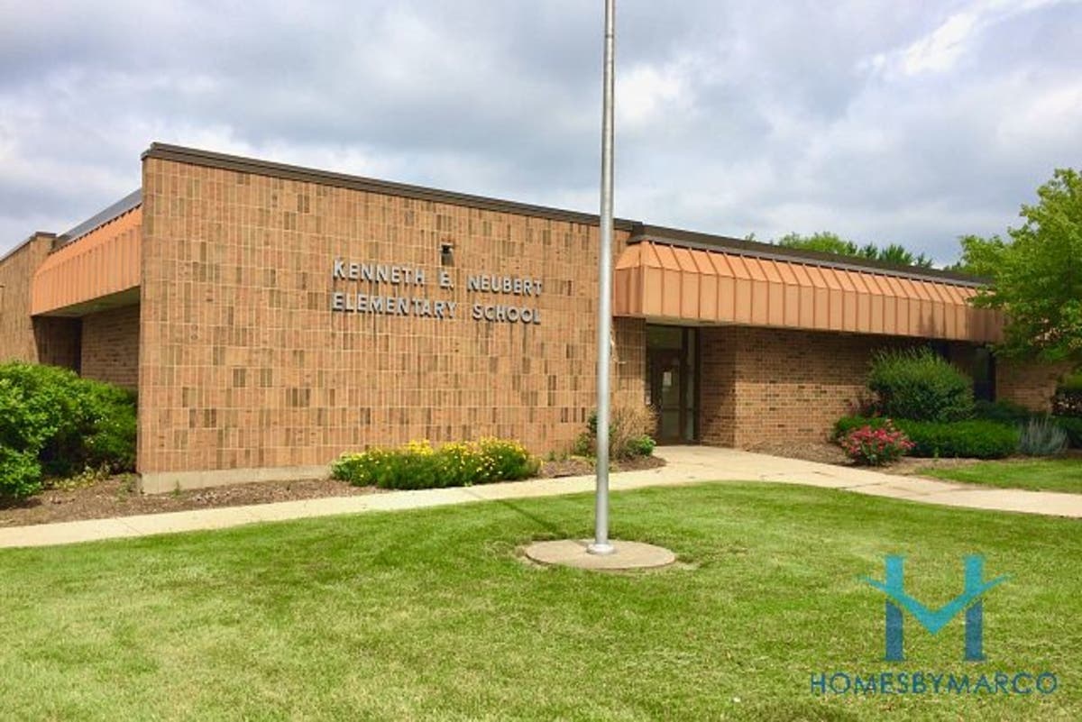 Neubert Elementary School, Algonquin, Illinois - February 2019