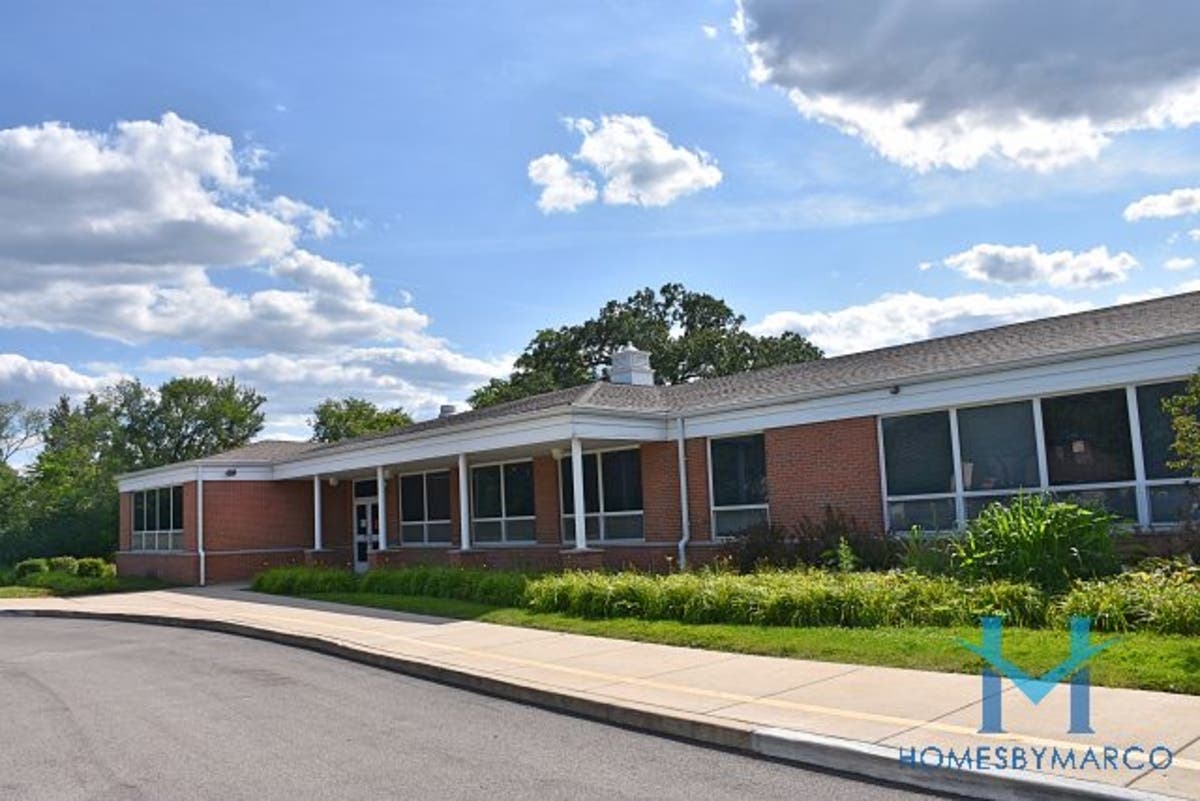 Everett Elementary School, Lake Forest, Illinois - February 2019