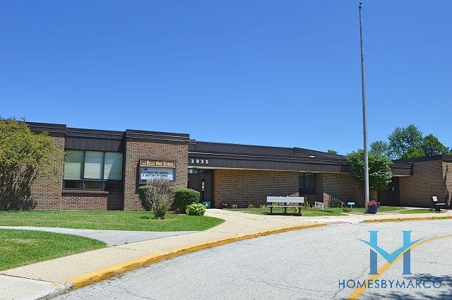 Belle Aire Elementary School, Downers Grove, Illinois - Apr. 2019