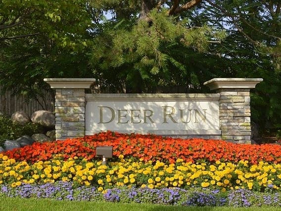 Deer Run, Deerfield, Illinois - May 2019