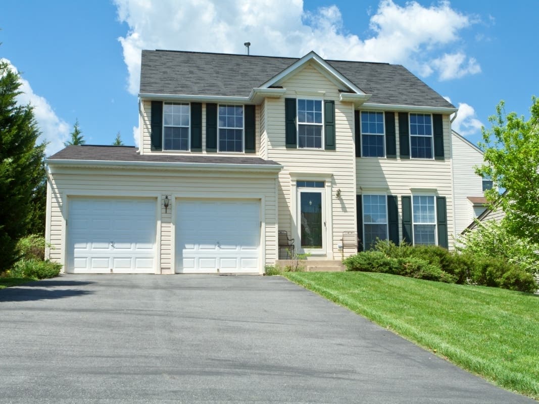 Single Family Homes For Sale in La Grange, Illinois - May 2019