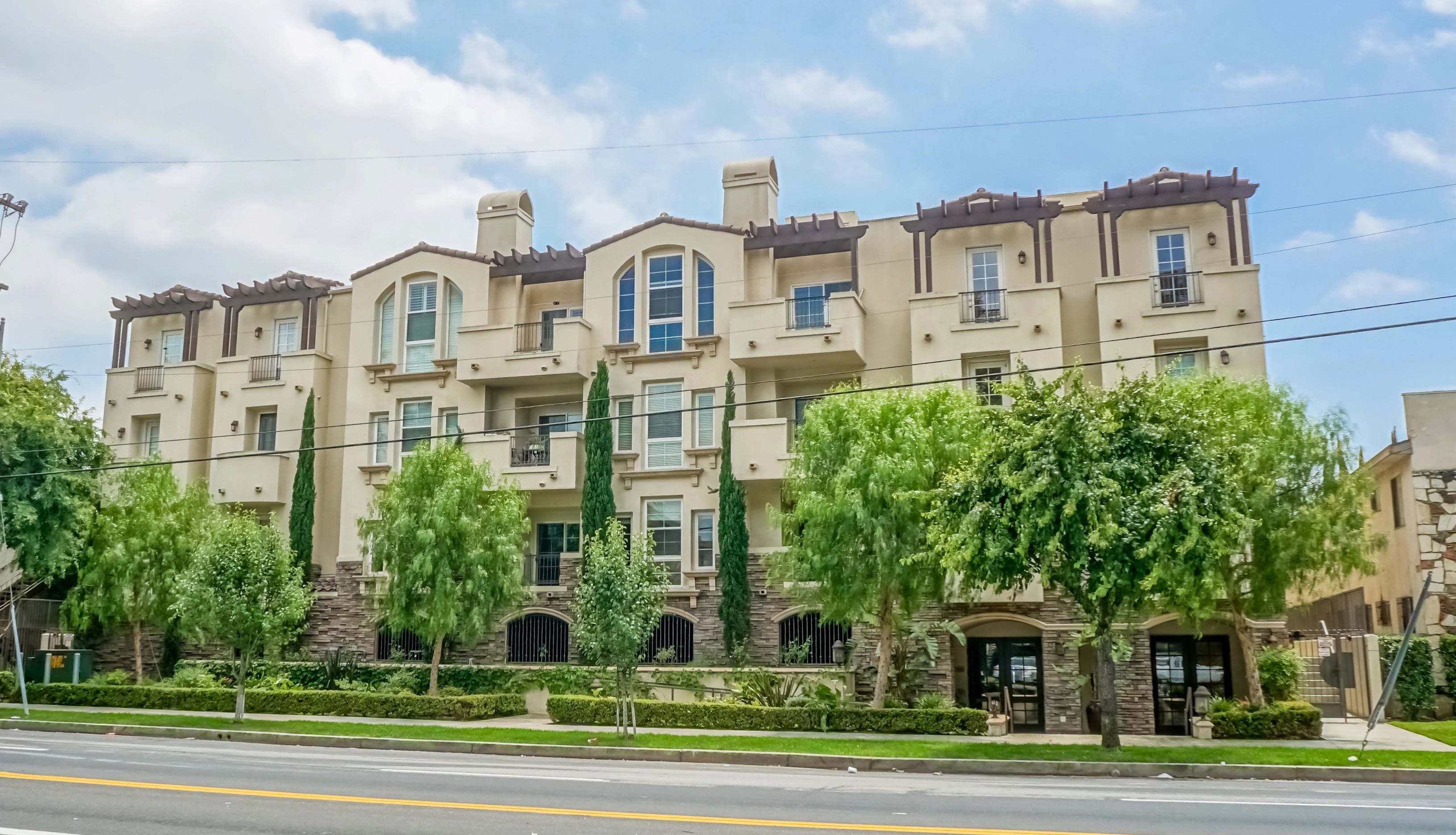 Studio City Condos for Sale | from $595,000