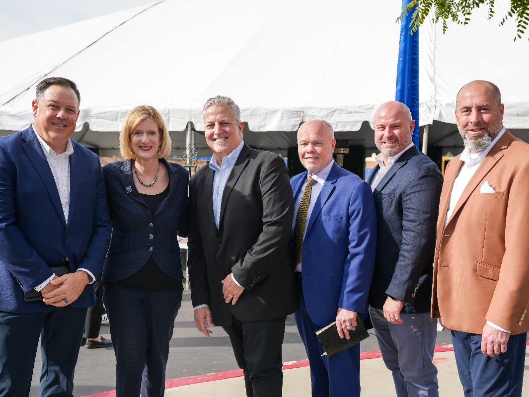 Left to right: Jason Adams, Sodexo-West Vice President; Ellen J. Neufeldt, CSUSM President; Paul Reardon, Sodexo General Manager at CSUSM; Brett Ladd, North America CEO Sodexo; Austin Kumm, Sodexo Commercial Growth; Eric Cameron, Sodexo So. California