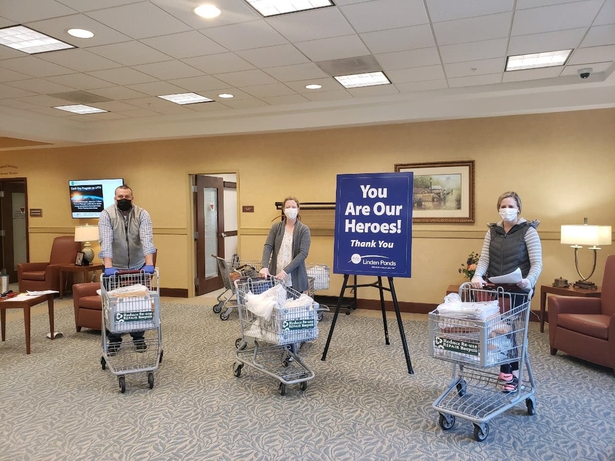 Linden Ponds Staff Deliver Items to Residents in the Apartments