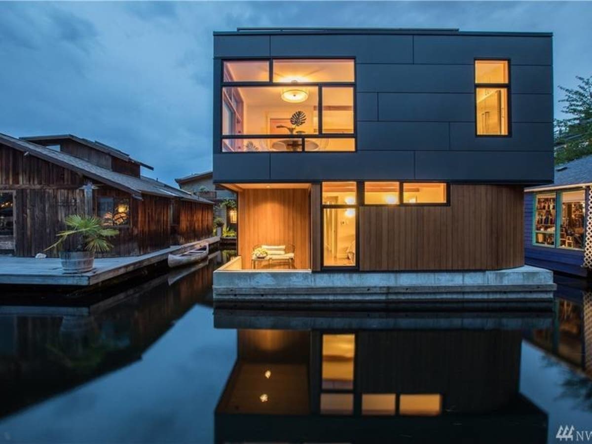 Washington Wow Houses: Luxe Houseboat; Sleek & New; Fixer-Upper; 1920s Charmer