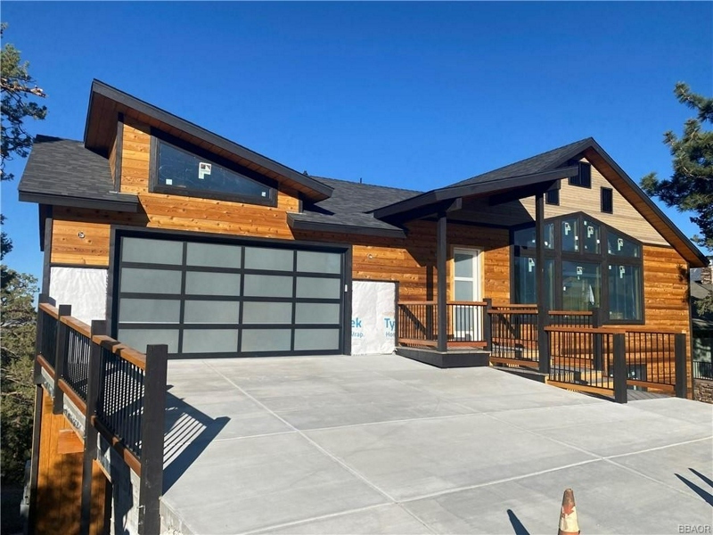 Contemporary, New Construction Hits Market In Big Bear Lake