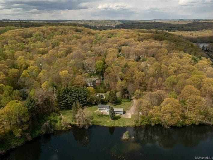 'Private Waterfront Setting' Awaits You In Wilton