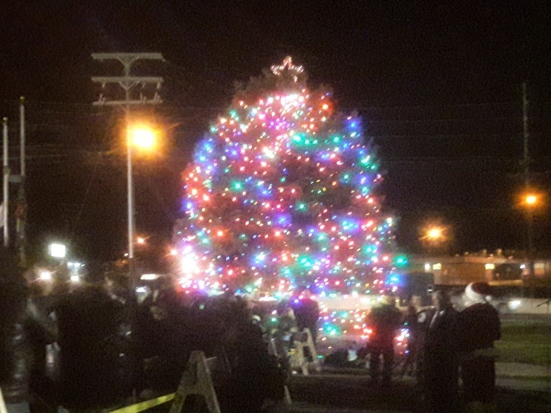 Brick Township will hold a socially distanced Christmas tree lighting ceremony for Brick residents only. You must register to attend.