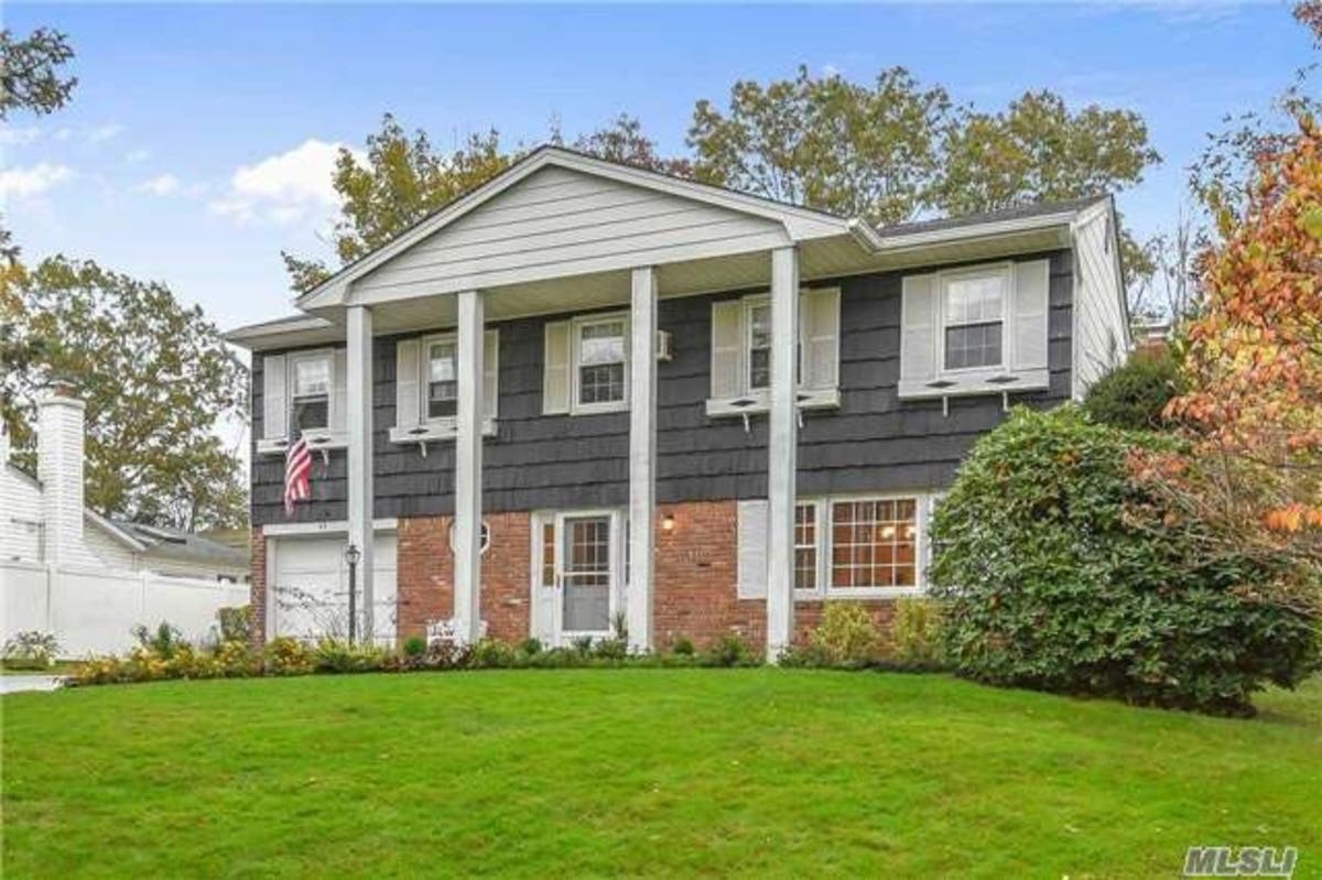 Your Guide To Open Houses Around Brentwood-Central Islip