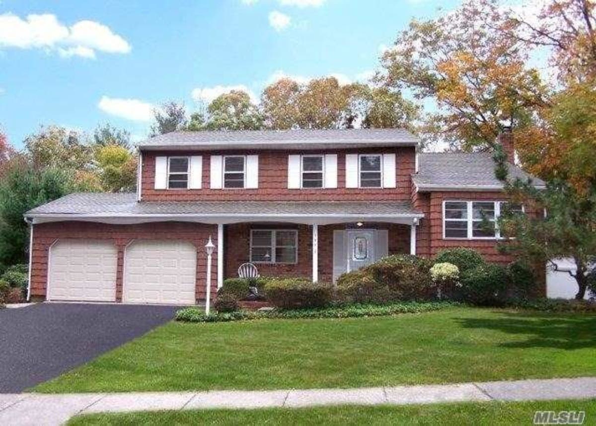 Your Guide To Open Houses Around Brentwood-Central Islip