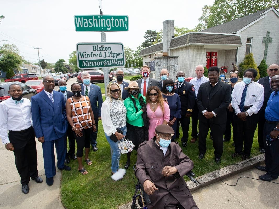 Officials used the ceremony to recognize Bishop Winfred Pippen, a pastor at First Baptist Church of Deer Park who died in October 2020 at the age of 76.