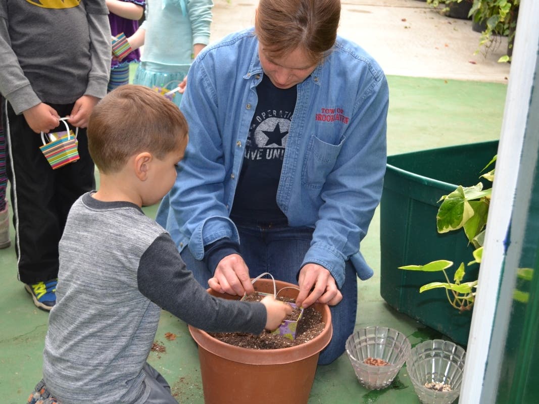 Brookhaven Town Offers Spring Educational Programs