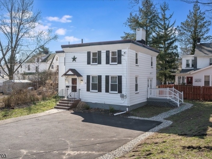 'Sun-Drenched And Bright': Bloomfield Home Selling For $500K