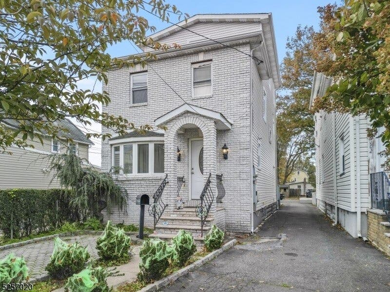 'Well-Maintained' Colonial Home In Bloomfield Selling For $599K