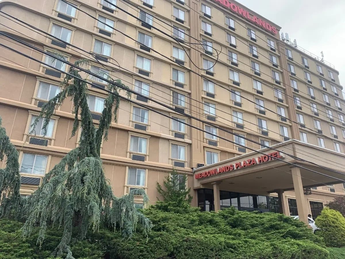 Men Broke Into Meadowlands Plaza Hotel Room While Guests Slept: Police