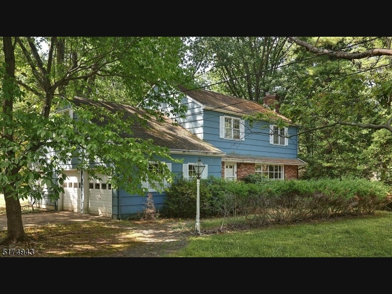 $510K Incredibly Spacious Bridgewater Colonial