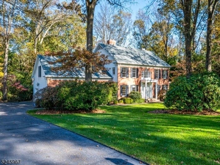 $799K Custom Built Colonial In Hillsborough