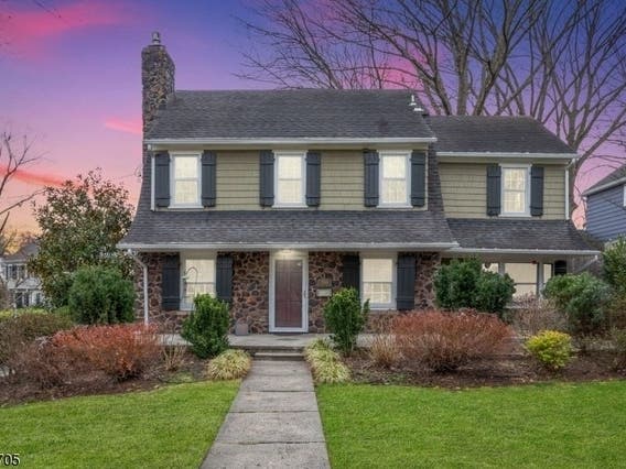 $999K Charming Northside Colonial In Westfield