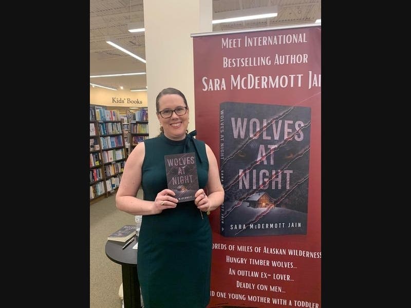 International Best-Selling Author Sara McDermott Jain and Dress for Success Global Ambassador will be doing a book signing and reading an excerpt from her novel “Wolves at Night” at April Affair on 25th at State Theatre NJ. 