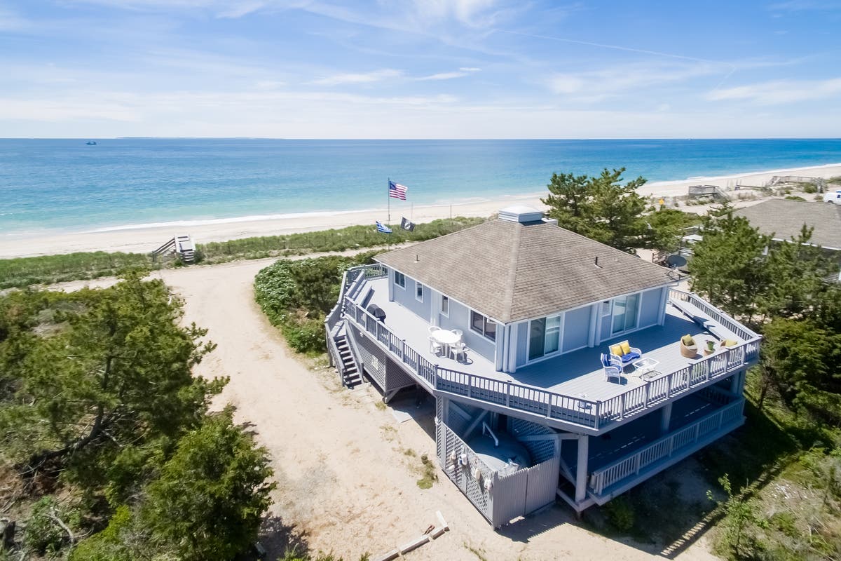 SK Beachfront Cottage Sold For Over A Million: Realtor
