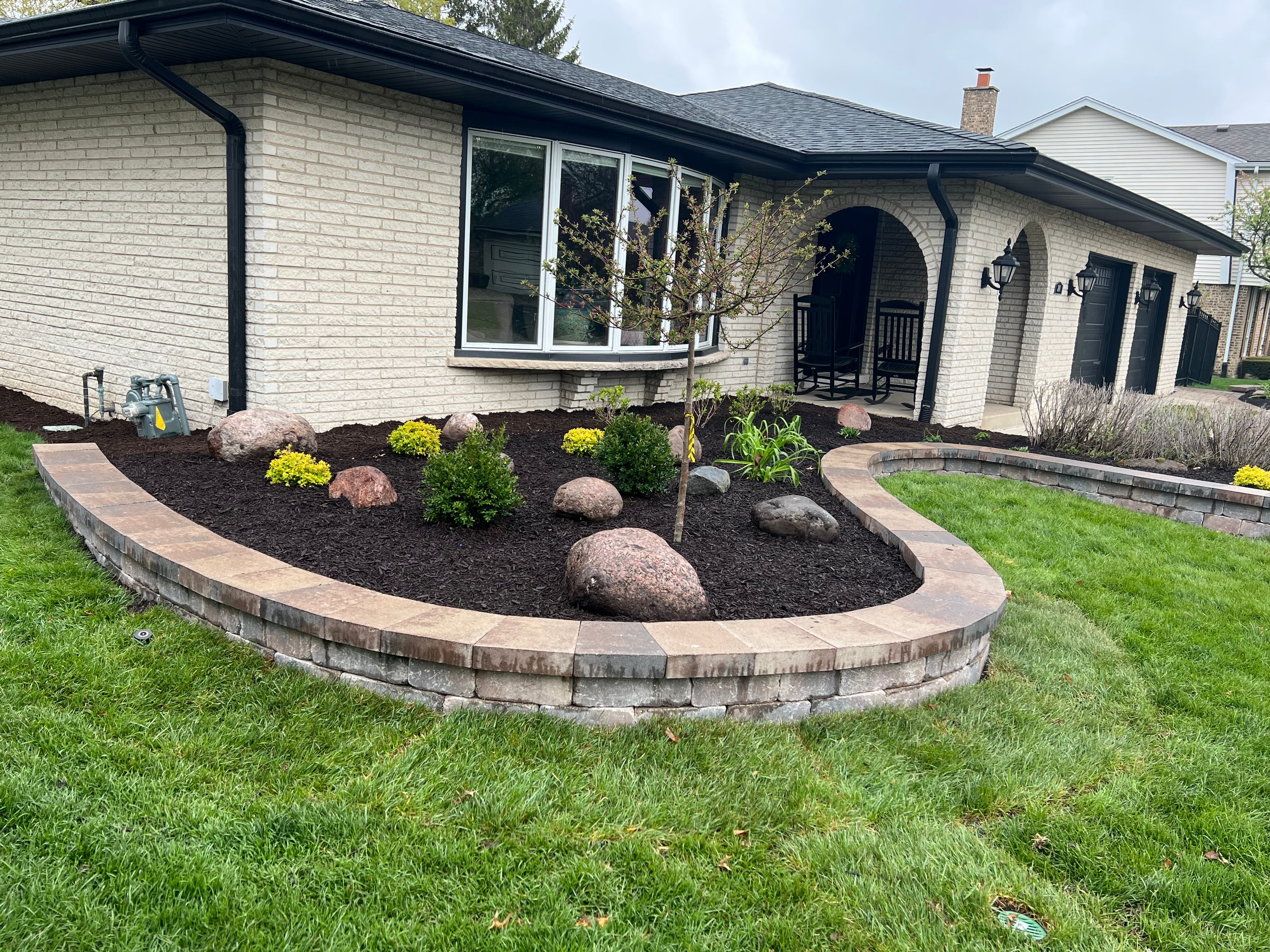 Drainage,pavers,sod and mulch installation specialists