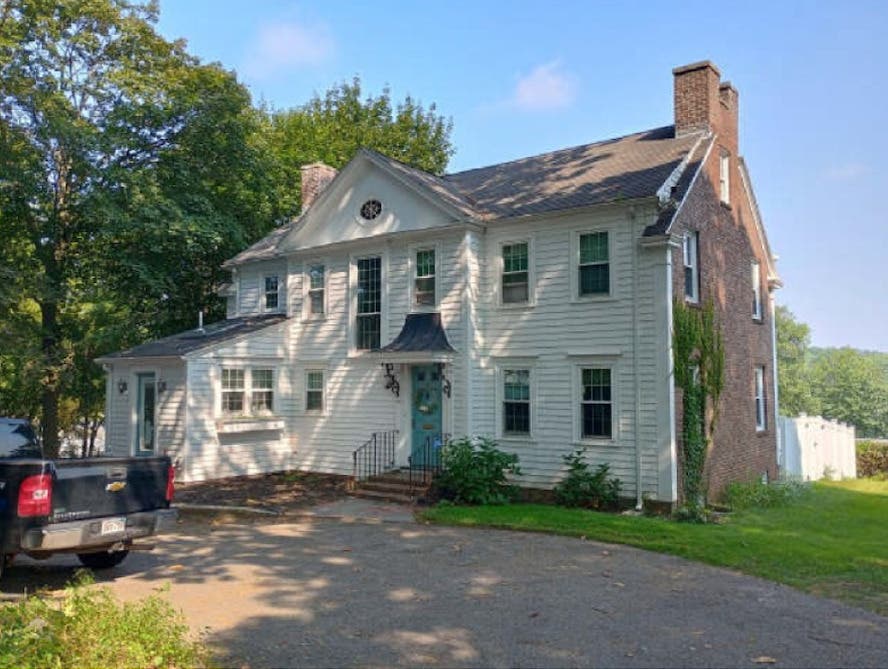 315 Lake St, Arlington, Massachusetts - UCC Foreclosure Sale