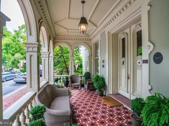 Virginia, DC Dream Homes: Unit In 1802 Building, Waterfront Digs