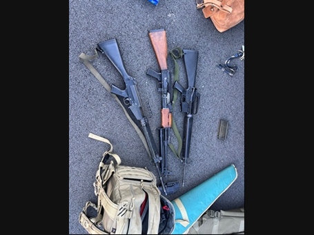 Police investigating a tip from the National Center for Missing and Exploited Children found illegal machine guns at a Vienna man's home.