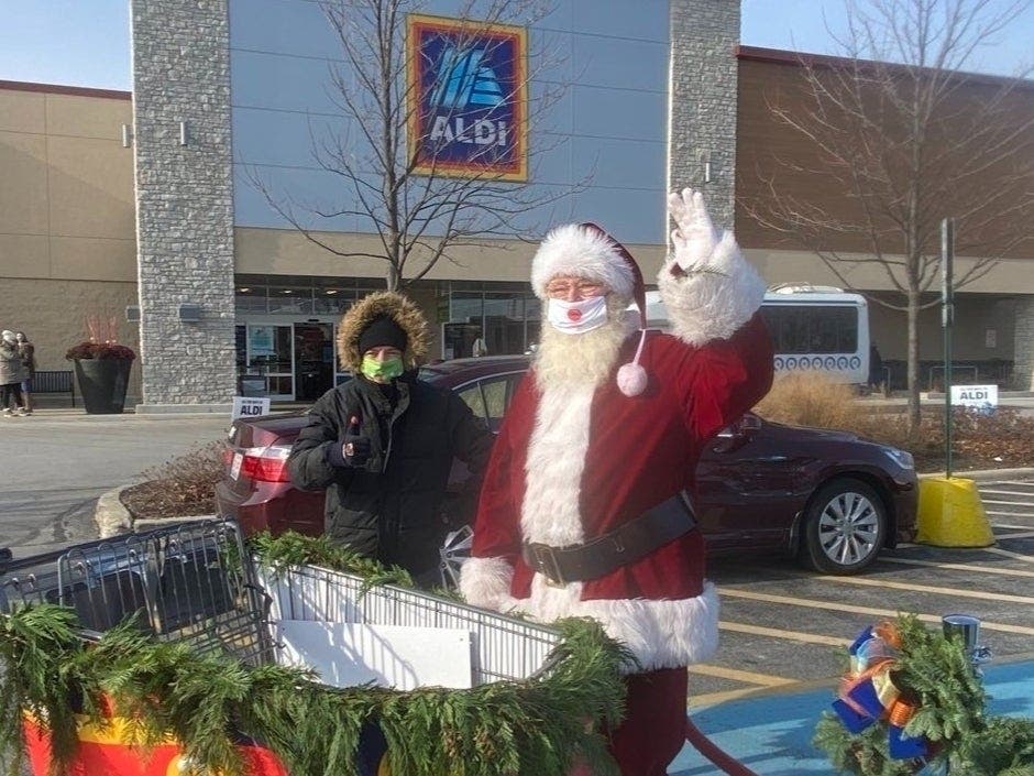 Santa Claus is delivering groceries to Aldi customers in Palatine and several other towns in the Chicago area.