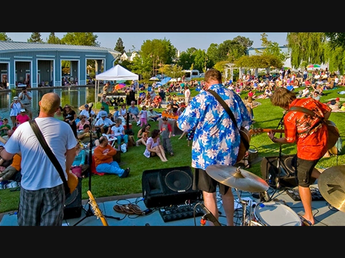 Summer Concert at the Lake in Pleasant Hill