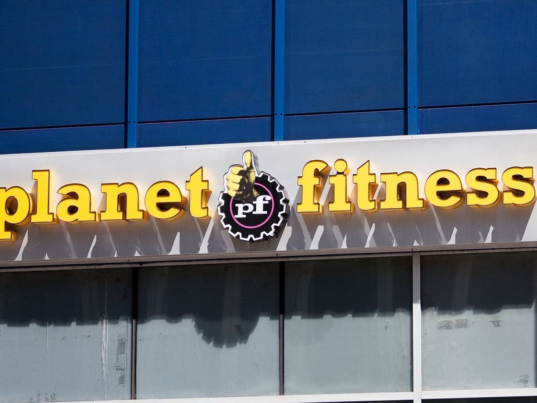 Giving trees are at 17 Planet Fitness locations across Rhode Island for the 2023 holiday season.