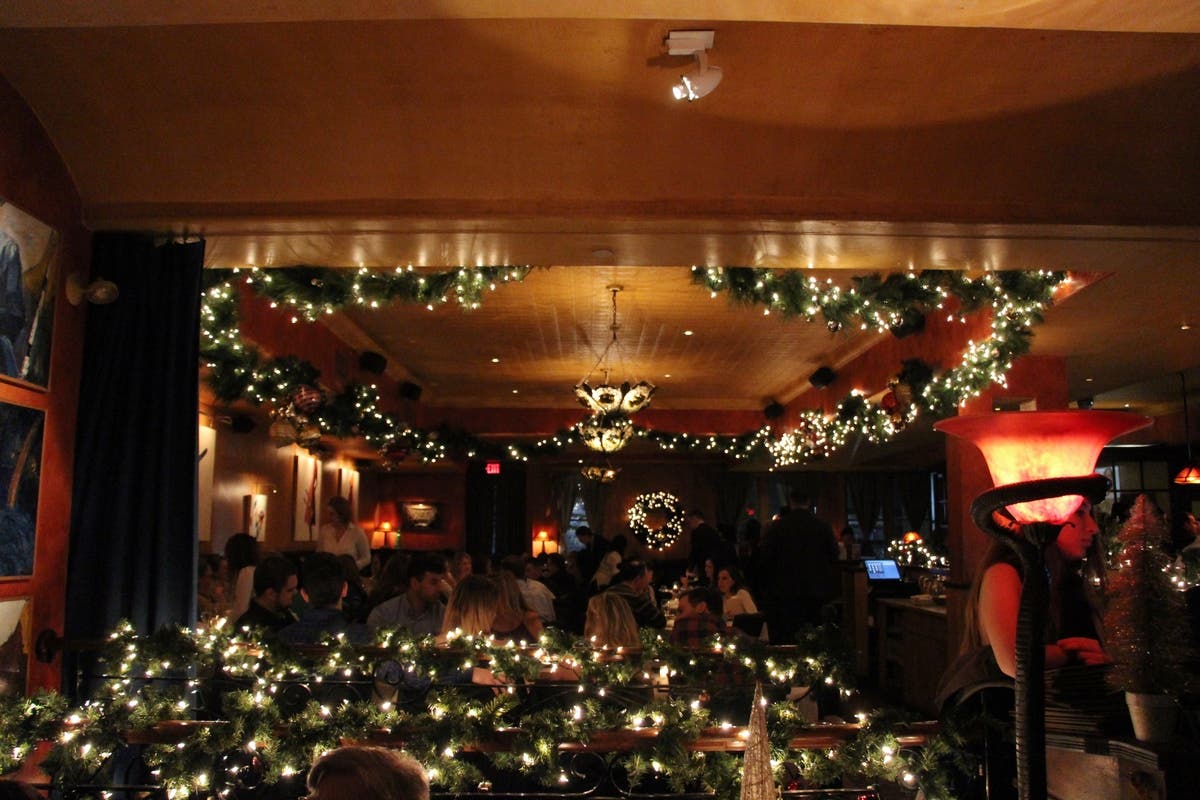 These Boston Restaurants Will Put You In The Holiday Spirit