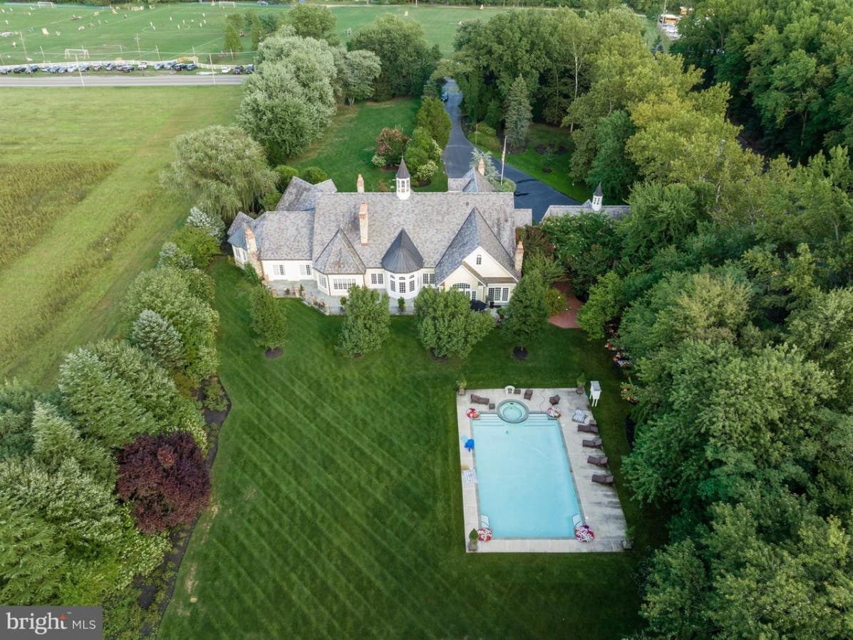 Prominent Chef's NJ Dream Home For Sale: See Bobby Chez's Vision