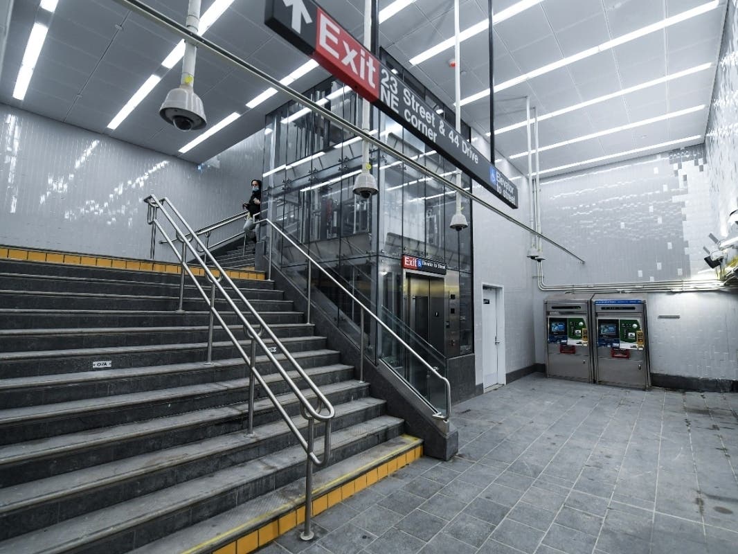 New Accessible Entrance Opens At Court Square Subway Station