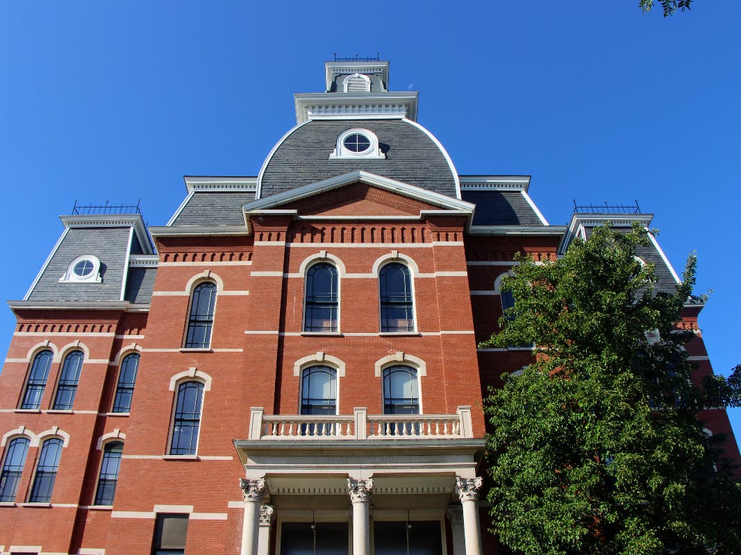 Peabody Mayor Ted Bettencourt: “Now with vaccinations increasing and public health data continuing to improve, and with guidance from the state and CDC, we can return City Hall to regular business hours safely and responsibly.”