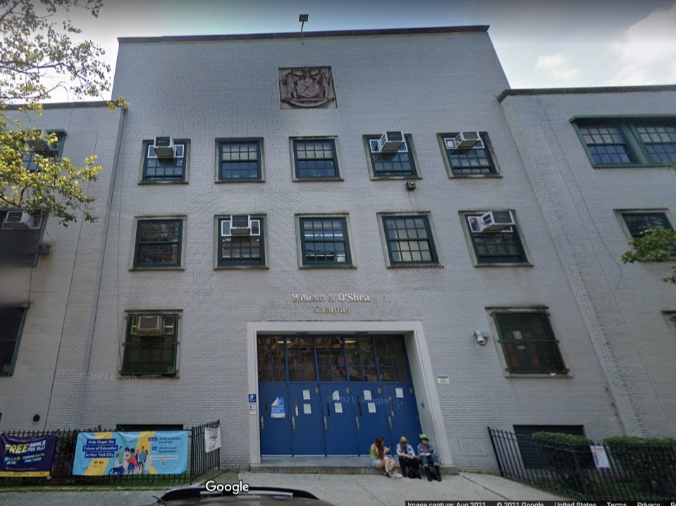 An image of the building at 100 West 77th Street, which has multiple Upper West Side schools dealing with COVID cases.