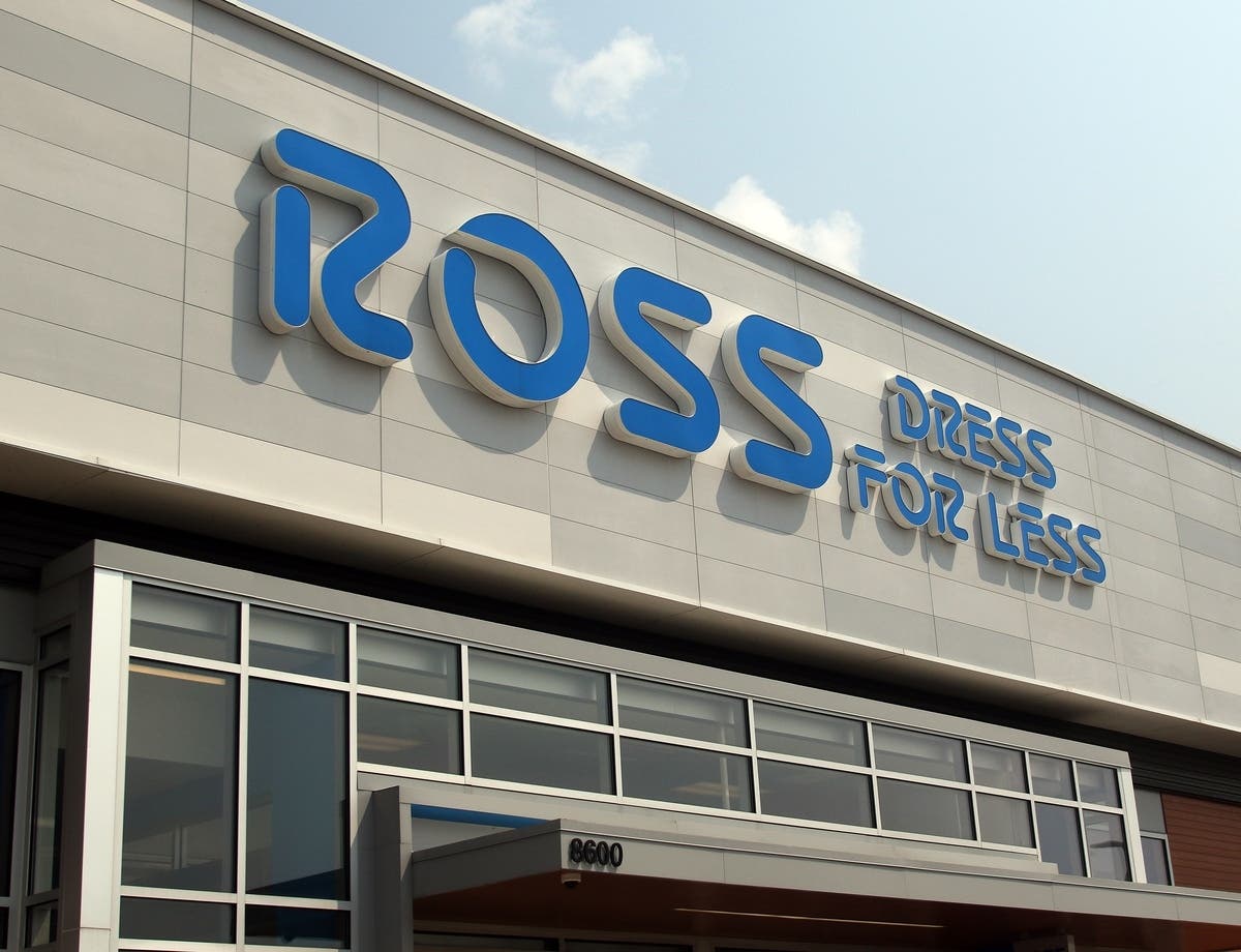 Ross Dress for Less and dd's Discounts operate more than 2,000 off-price apparel and home fashion stores in 41 states, the District of Columbia and Guam.