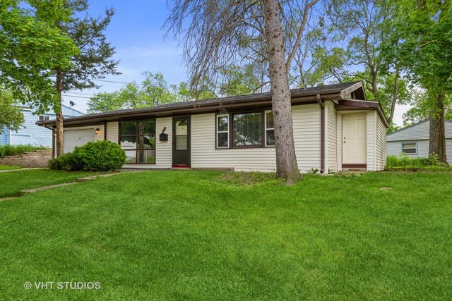 Affordable Home For Sale~34A Robin Road In Carpentersville