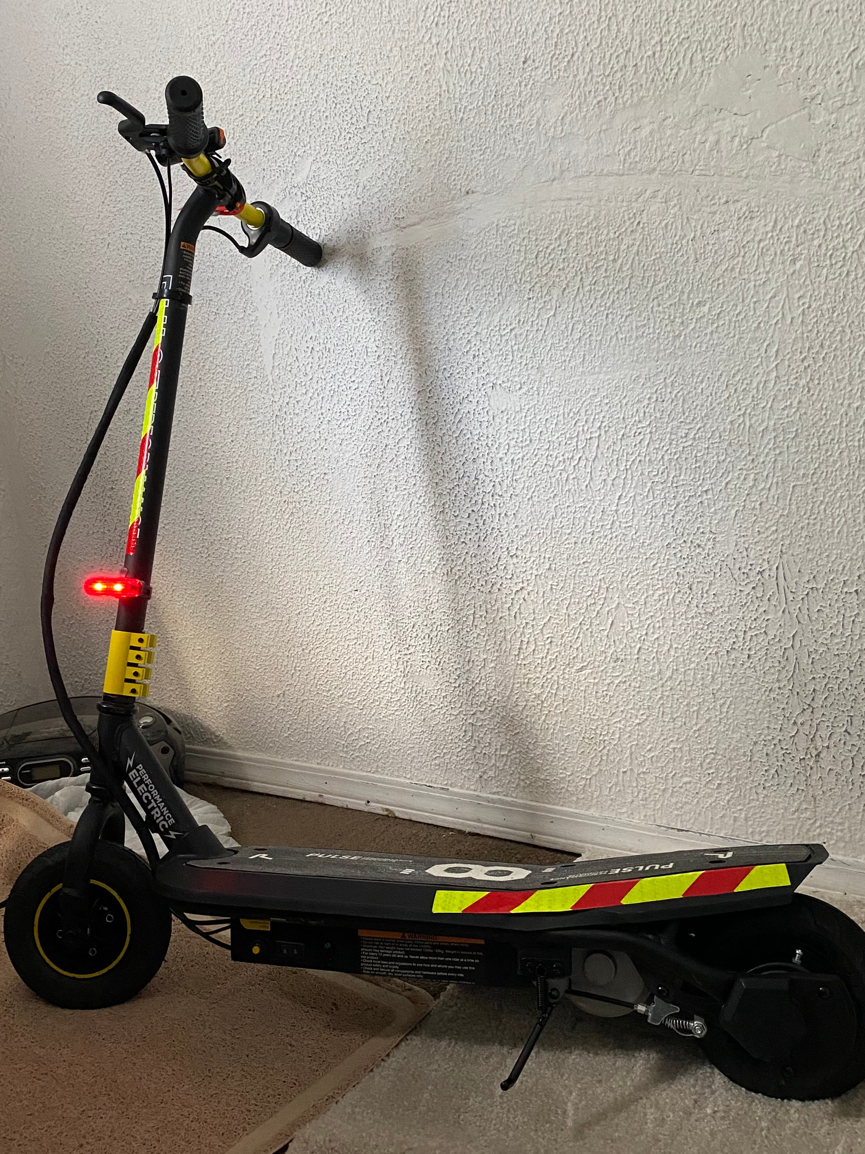Brand new Pulse Performance electric scooter 