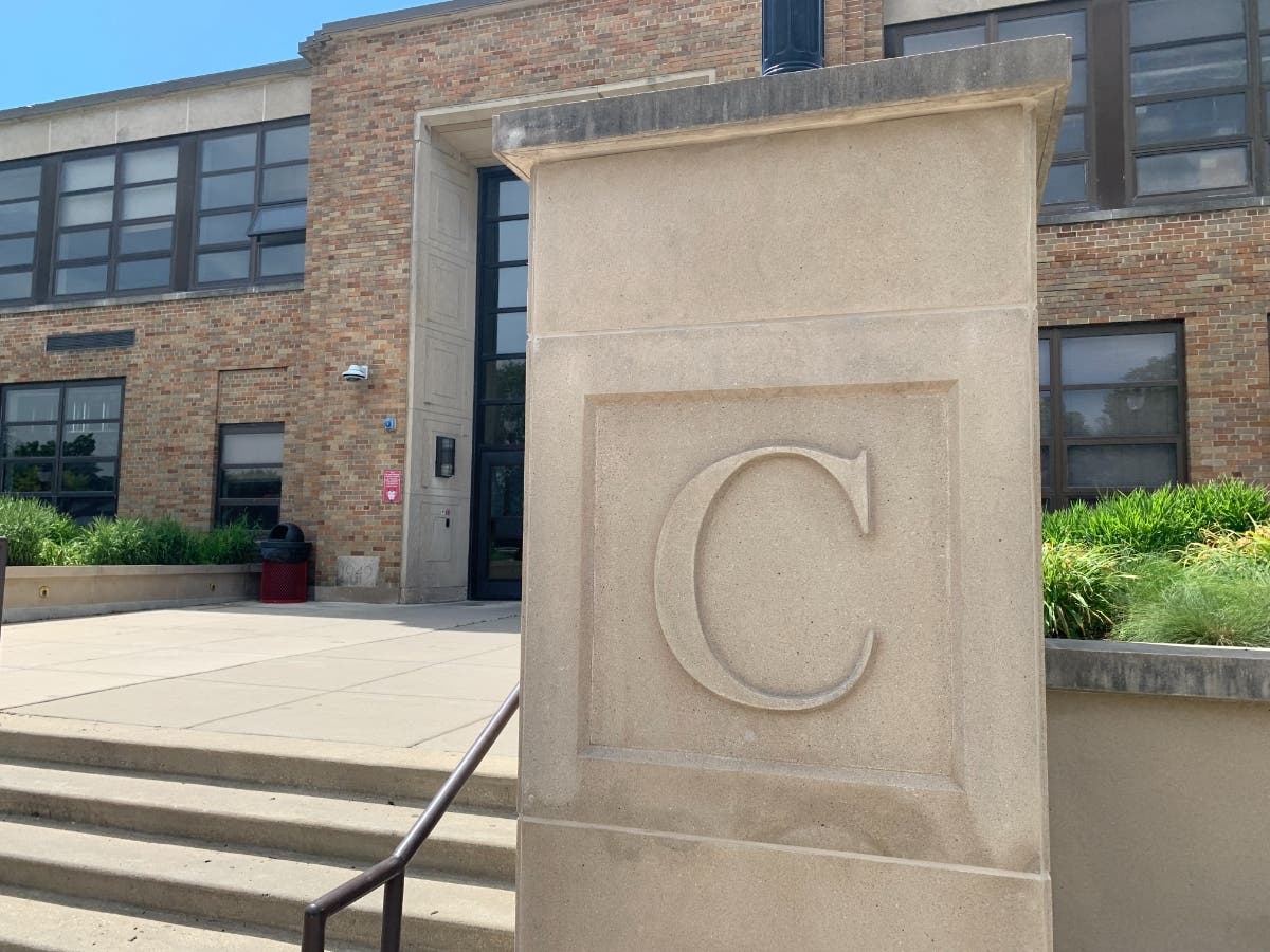 Hinsdale Central High School is looking to offer off-campus lunch for seniors, depending on how the program works out at Hinsdale South.