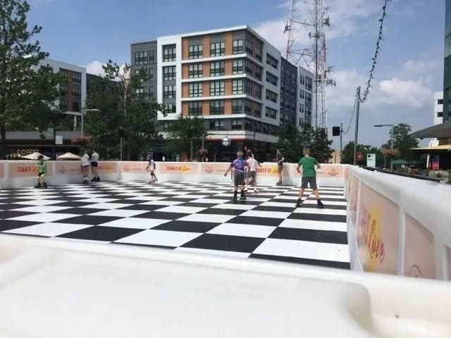 A application filed with Fairfax County is seeking a permit for the installation of an outdoor roller skating rink in the Mosaic District this summer, as well temporary ice skating and rolling rinks during the winter and summer seasons through 2025.