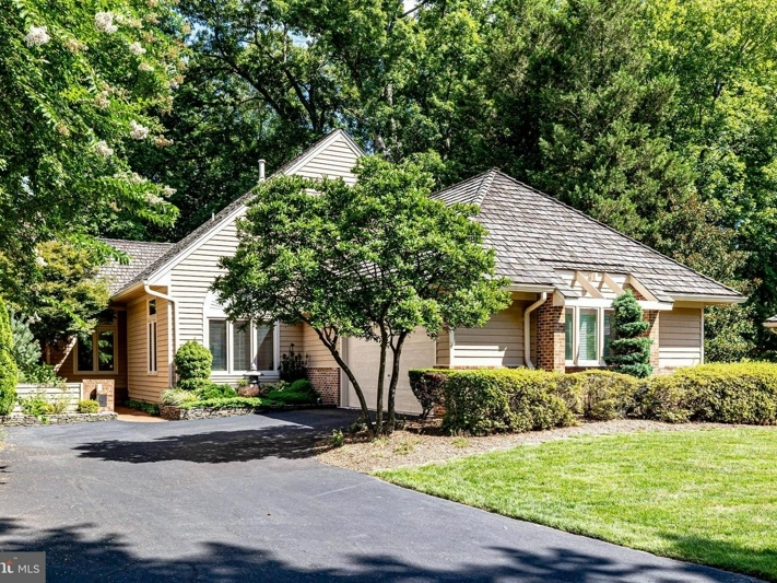 Wow House: Gorgeous Landscaping, Wooded Lot Create An Oasis In Reston